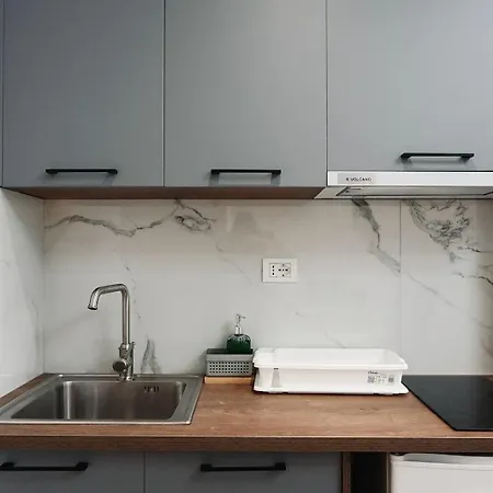 102 Cirk Apartment *